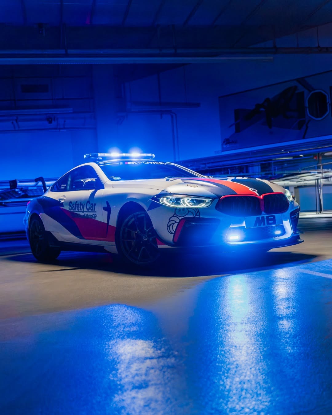 M8 Safety Car Detail Set slide 02